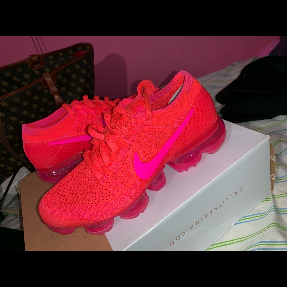 Air vapormax hyper punch (W) with original box